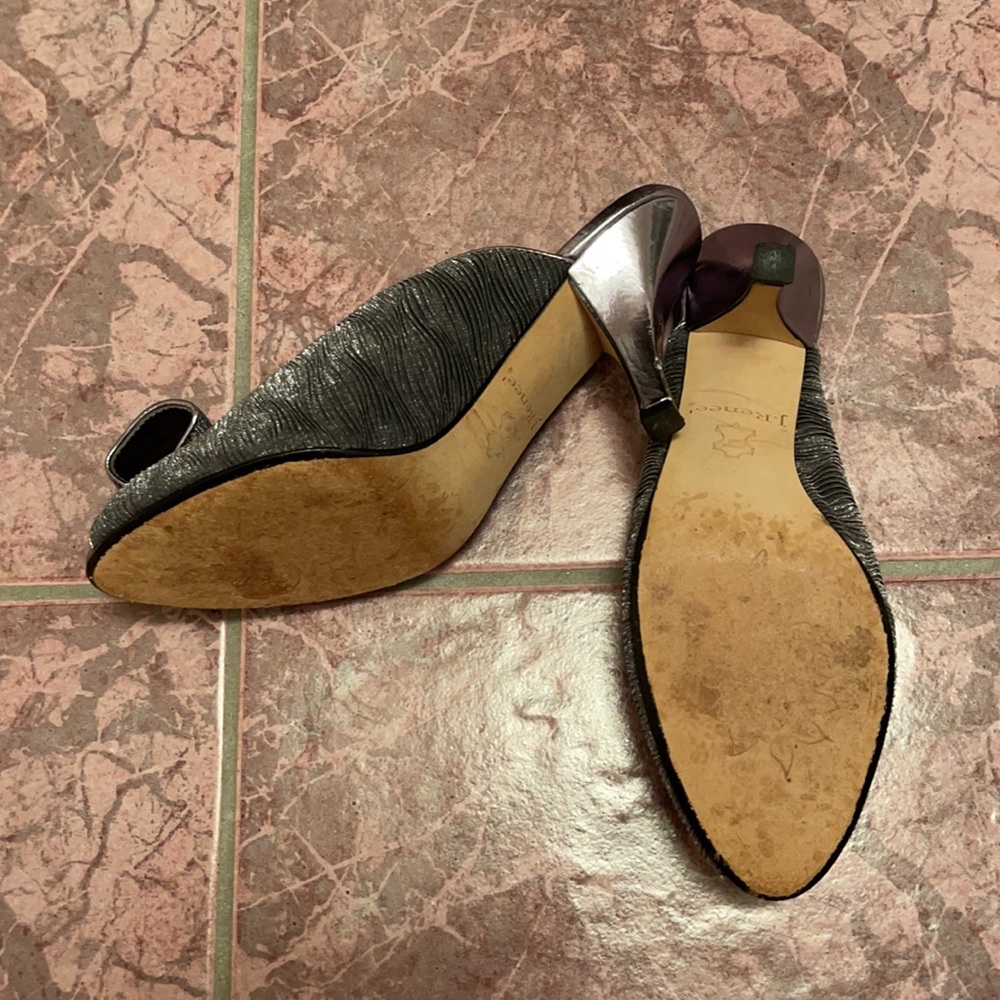 Shoes - Picture 6 of 7